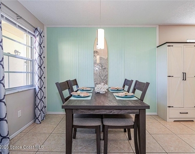 36 Vista Gardens Trail - Photo Thumbnail 12