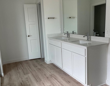 4518 Trapani Porta Way - Photo Thumbnail 17