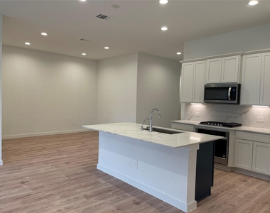 4518 Trapani Porta Way - Photo Thumbnail 14