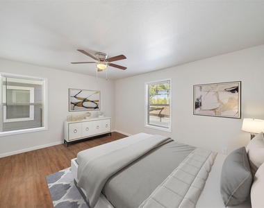 6403 Sloan Street - Photo Thumbnail 24