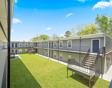 6403 Sloan Street - Photo Thumbnail 33