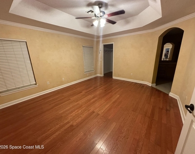 8075 104th Avenue - Photo Thumbnail 11