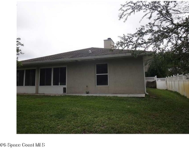 8075 104th Avenue - Photo Thumbnail 16