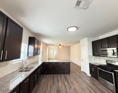 25048 Adams Canyon Drive - Photo Thumbnail 10