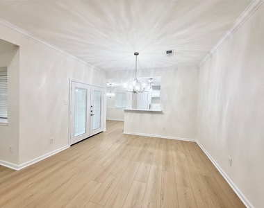 236 Almond Drive - Photo Thumbnail 12