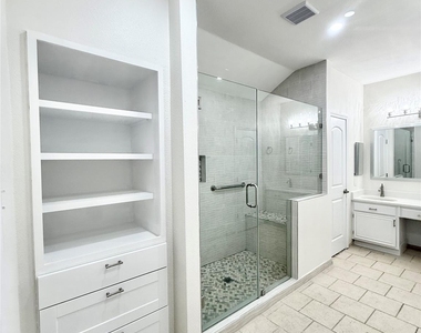 236 Almond Drive - Photo Thumbnail 16