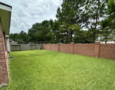 26018 Trailcliff Court - Photo Thumbnail 7