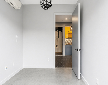340 Rutland Road - Photo Thumbnail 4