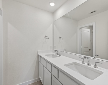 113 Cypress Pond Place - Photo Thumbnail 36