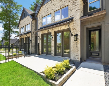113 Cypress Pond Place - Photo Thumbnail 9