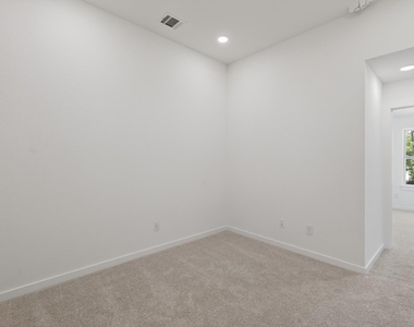 113 Cypress Pond Place - Photo Thumbnail 26