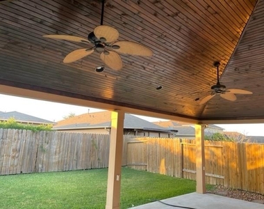 1215 Wallflower Avenue - Photo Thumbnail 24