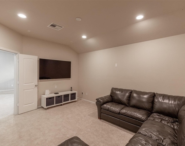 23 Vesuvius Lane - Photo Thumbnail 18