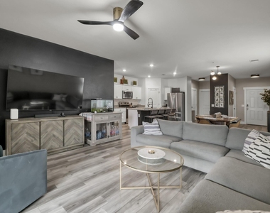 13419 Harrow Park Lane - Photo Thumbnail 11