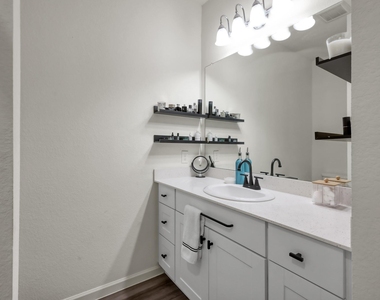 13419 Harrow Park Lane - Photo Thumbnail 14