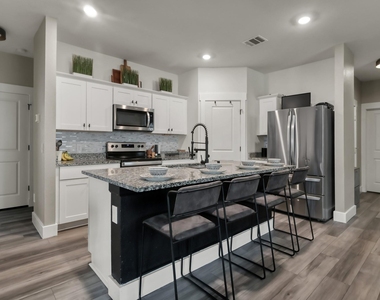 13419 Harrow Park Lane - Photo Thumbnail 5