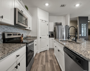 13419 Harrow Park Lane - Photo Thumbnail 7