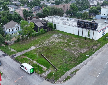 330 Harvard Street - Photo Thumbnail 2