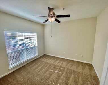 1919 Post Oak Park Dr Drive - Photo Thumbnail 1