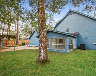 461 Stephen F Austin Drive - Photo Thumbnail 14