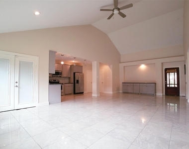 7211 Wind Dale Street - Photo Thumbnail 2