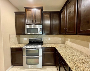 2035 Borthwick Lane - Photo Thumbnail 16