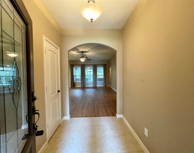 2035 Borthwick Lane - Photo Thumbnail 4