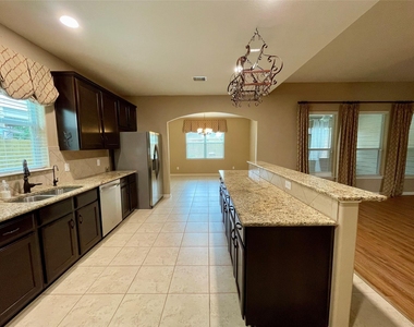 2035 Borthwick Lane - Photo Thumbnail 18