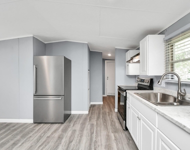 2710 Wilson Road - Photo Thumbnail 5