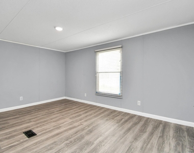 2710 Wilson Road - Photo Thumbnail 14