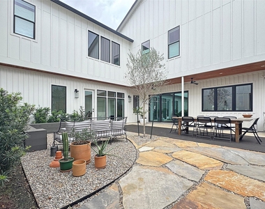 408 Pecore Street - Photo Thumbnail 34