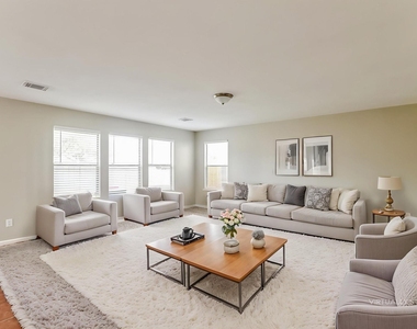 339 Remington Harbor Court - Photo Thumbnail 3