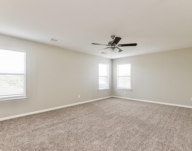 339 Remington Harbor Court - Photo Thumbnail 10