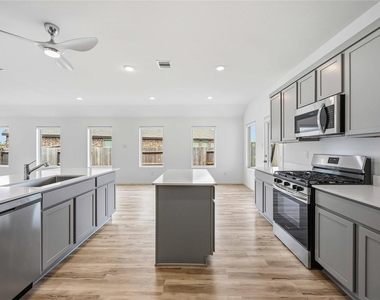 4907 Gentle Creek Court - Photo Thumbnail 16