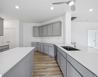 4907 Gentle Creek Court - Photo Thumbnail 14