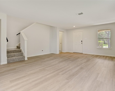29562 N Legends Bend Drive - Photo Thumbnail 7