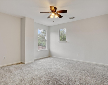 29562 N Legends Bend Drive - Photo Thumbnail 20