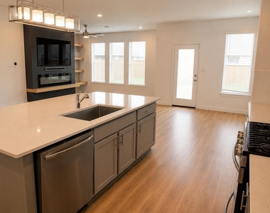 19118 Pegara Manor Dr Drive - Photo Thumbnail 6