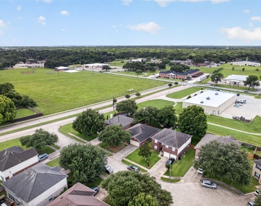 1208 Cambay Drive - Photo Thumbnail 25