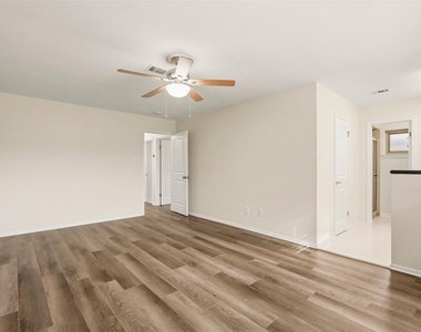 1911 Michele Drive - Photo Thumbnail 18
