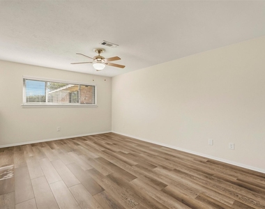 1911 Michele Drive - Photo Thumbnail 17