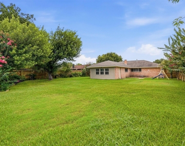 1911 Michele Drive - Photo Thumbnail 24