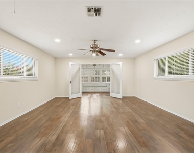 1911 Michele Drive - Photo Thumbnail 11