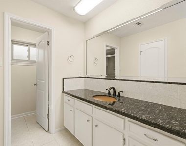 1911 Michele Drive - Photo Thumbnail 19