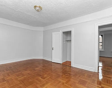 35 Thayer Street - Photo Thumbnail 2