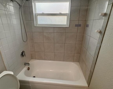 10731 Premier Avenue - Photo Thumbnail 11