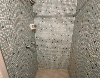 10731 Premier Avenue - Photo Thumbnail 15