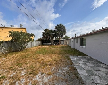 10731 Premier Avenue - Photo Thumbnail 17