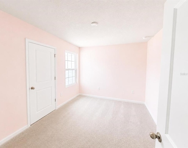 2008 Edison Pointe Boulevard - Photo Thumbnail 3