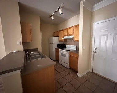 4207 S Dale Mabry Highway - Photo Thumbnail 9